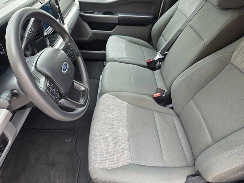 Used 2025 Ford F250 XLT w/ FX4 Off-Road Package image 11