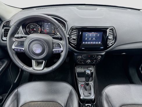 Used 2021 Jeep Compass Latitude image 14