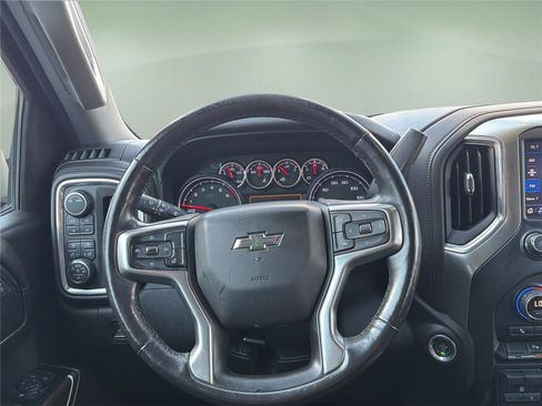 Used 2020 Chevrolet Silverado 1500 LT Trail Boss image 11