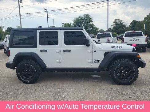 Used 2022 Jeep Wrangler Unlimited Sport AWD/4WD image 22