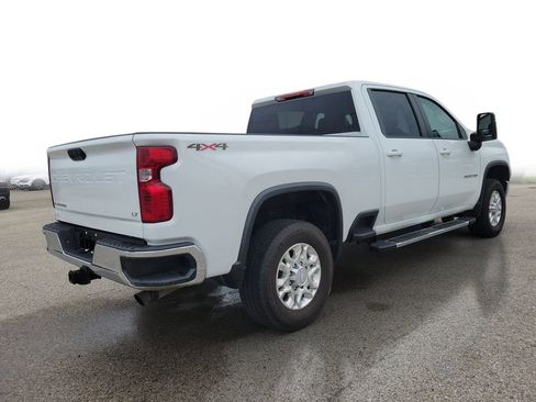 Used 2020 Chevrolet Silverado 3500 LT AWD/4WD image 4
