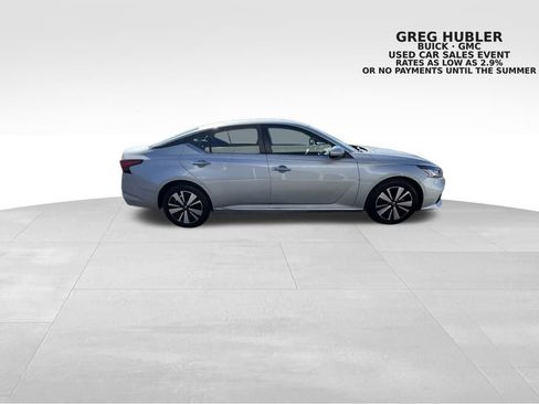 Used 2022 Nissan Altima 2.5 SV image 12