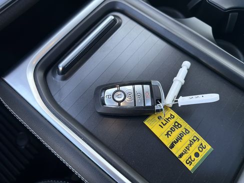 Certified 2025 Ford Expedition Platinum image 50