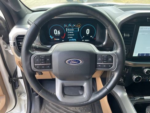 Used 2022 Ford F150 Lariat w/ Trailer Tow Package AWD/4WD image 17