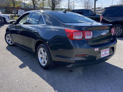 Used 2015 Chevrolet Malibu LT image 24