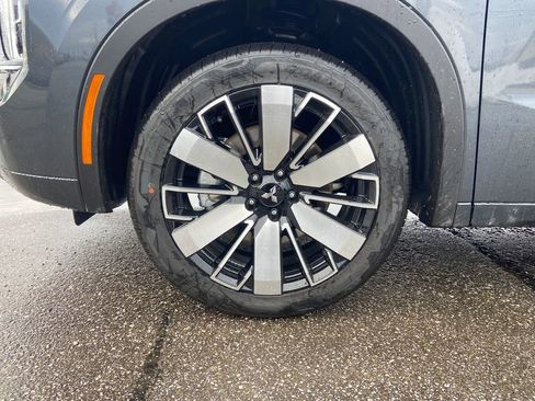 New 2026 Mitsubishi Outlander SEL AWD/4WD image 9