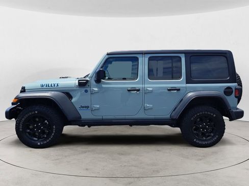 Used 2023 Jeep Wrangler Unlimited w/ Cold Weather Group AWD/4WD image 6