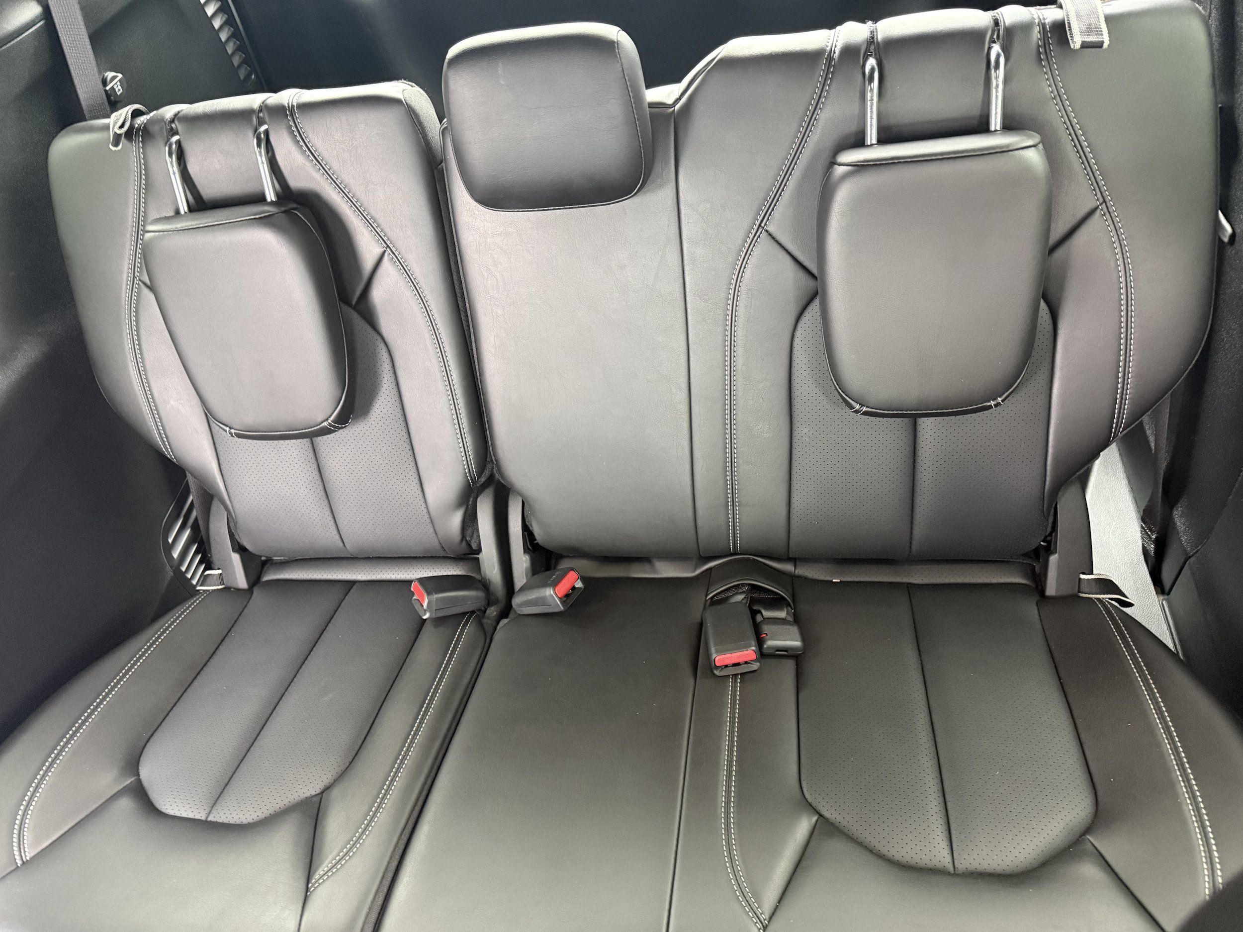 Used 2025 Chrysler Pacifica Select FWD image 27