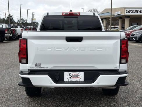 Used 2024 Chevrolet Colorado LT w/ LT Convenience Package RWD image 8