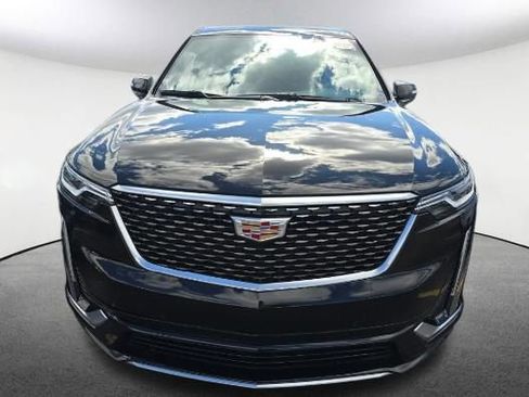Used 2024 Cadillac XT6 Luxury w/ LPO, Floor Liner Package AWD/4WD image 2