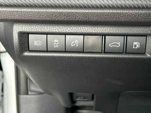 Used 2026 Toyota Camry SE image 31