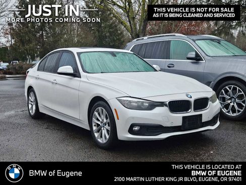Used 2016 BMW 320i Sedan image 1