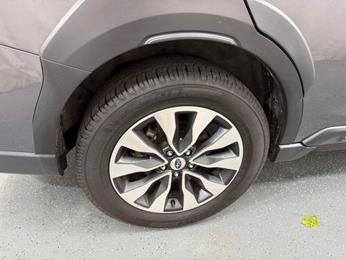 Used 2024 Subaru Outback Limited AWD/4WD image 9