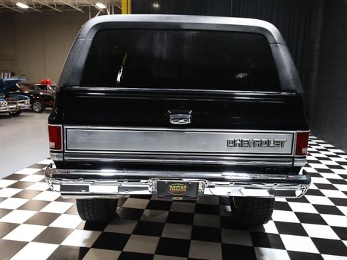 Used 1987 Chevrolet Blazer 4WD image 21