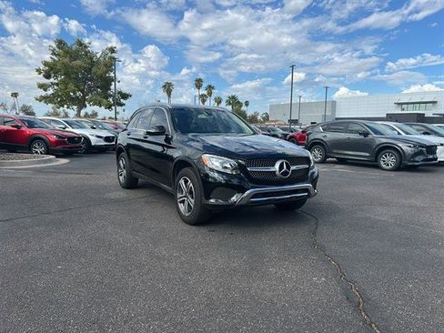 Used 2019 Mercedes-Benz GLC 300 image 34