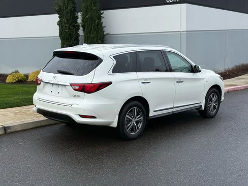Used 2017 INFINITI QX60 AWD w/ Premium Plus Package image 5