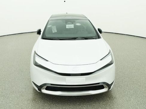 New 2026 Toyota Prius Plug-In Hybrid FWD image 15