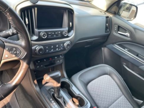 Used 2016 Chevrolet Colorado Z71 AWD/4WD image 11