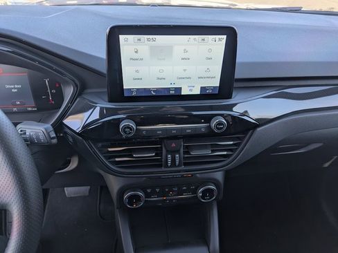 Used 2025 Ford Escape ST-Line image 14