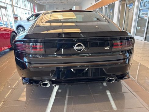 New 2025 Nissan Z Performance w/ Floor Mat Package image 6