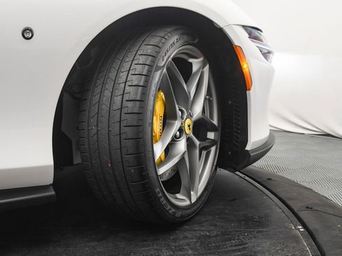 Certified 2024 Ferrari Roma image 37