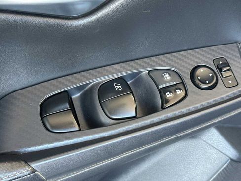 Used 2020 Nissan Sentra SV w/ Electronics Package image 11