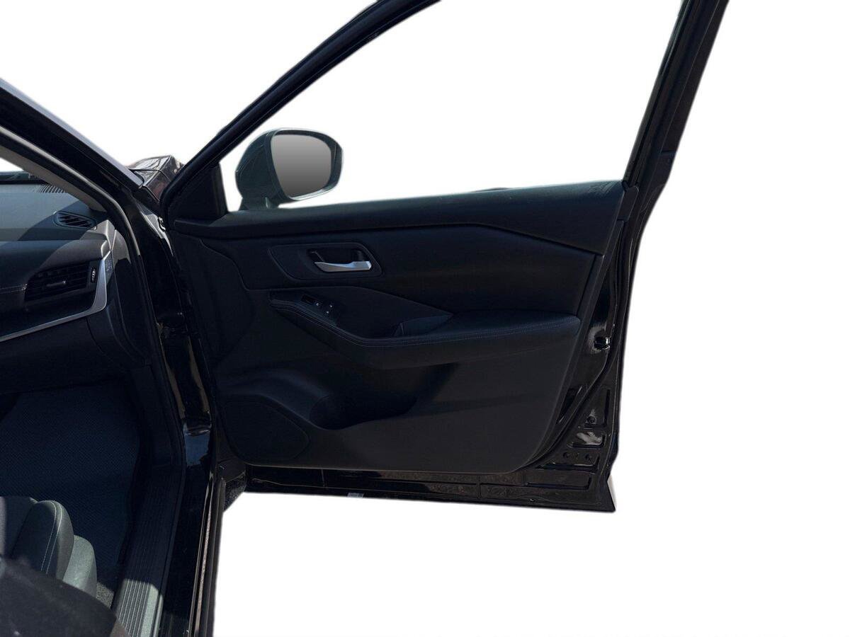 Used 2024 Nissan Rogue S FWD image 17