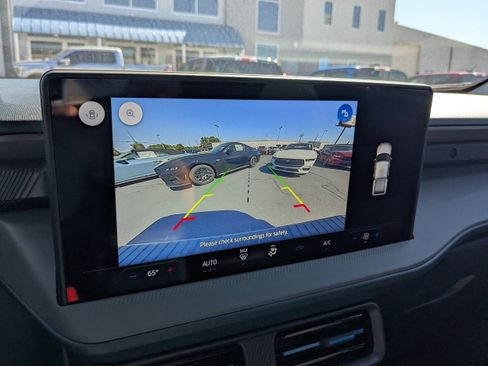 New 2025 Ford Maverick Lobo image 22