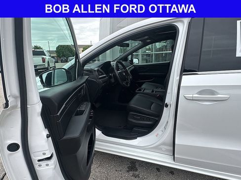 Used 2025 Honda Odyssey Sport-L image 16