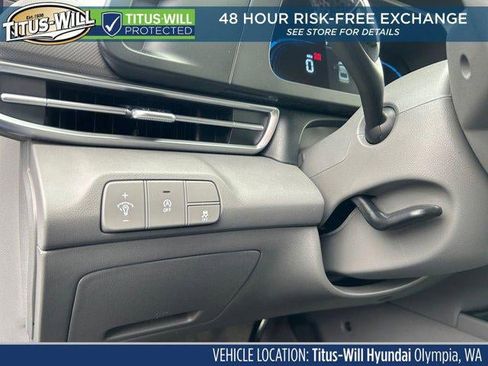 New 2026 Hyundai Elantra SE image 57