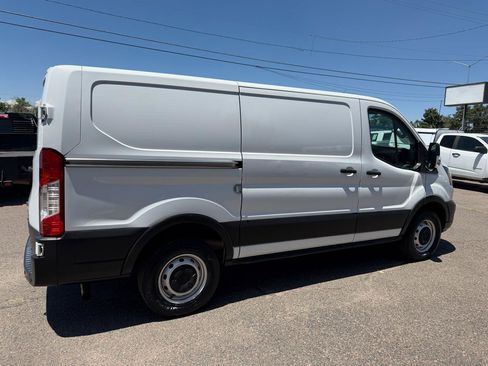 Used 2021 Ford Transit 250 Low Roof RWD image 10