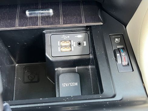 Certified 2023 Lexus GX 460 Premium image 23