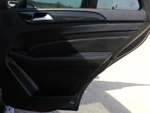 Used 2015 Mercedes-Benz ML 350 4MATIC image 35