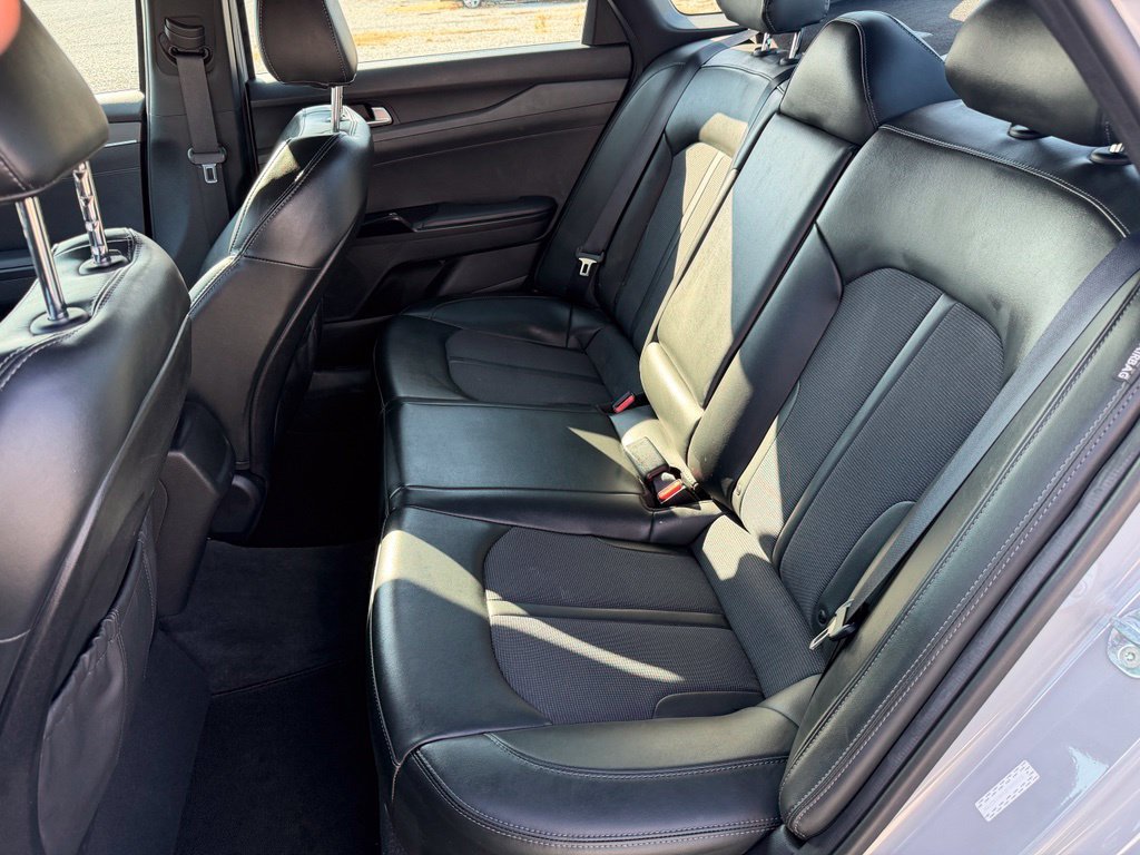 Used 2022 Kia K5 GT-Line FWD image 13