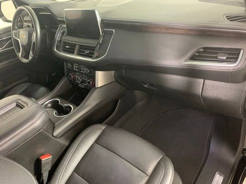 Used 2024 Chevrolet Suburban LT AWD/4WD image 22