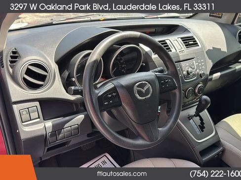 Used 2015 MAZDA MAZDA5 Sport FWD image 22
