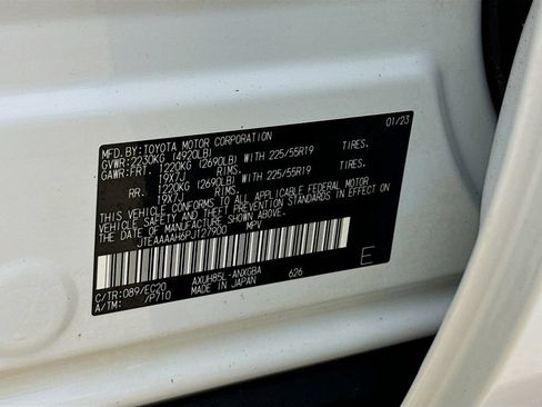 Certified 2023 Toyota Venza Nightshade AWD/4WD image 27