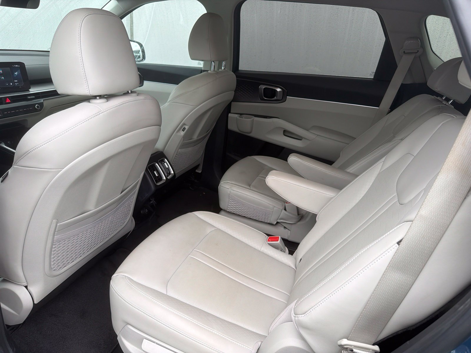 Used 2025 Kia Sorento EX AWD/4WD image 7