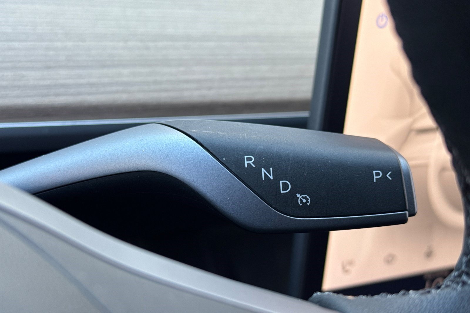 Used 2025 Tesla Model Y Long Range AWD/4WD image 16