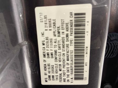Used 2018 Acura TLX w/ Technology Package FWD image 21