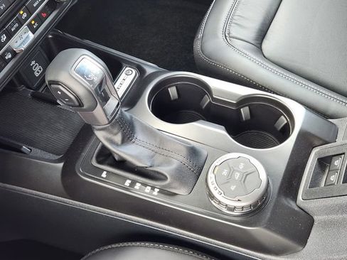 New 2026 Ford Bronco Outer Banks AWD/4WD image 19
