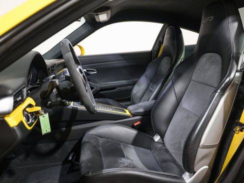 Used 2018 Porsche 911 GT3 w/ Sport Chrono Package image 29