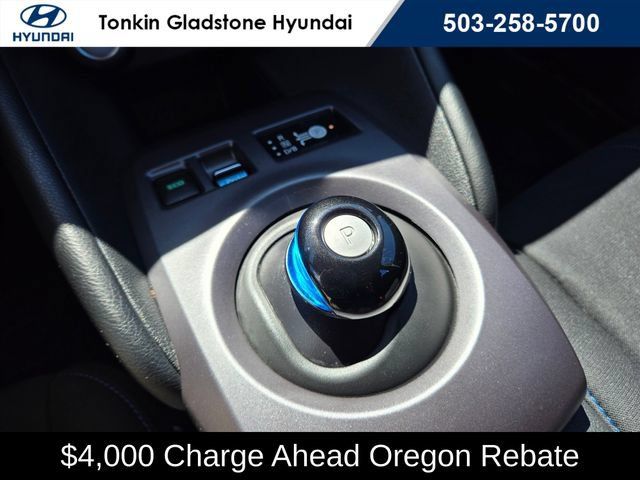 Used 2025 Nissan Leaf S FWD image 30