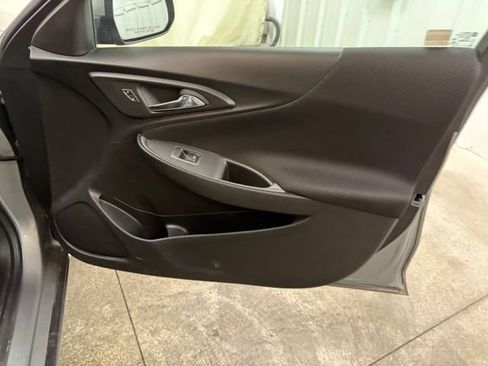 Used 2023 Chevrolet Malibu LT FWD image 22