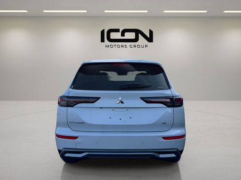 New 2026 Mitsubishi Outlander SE AWD/4WD image 4