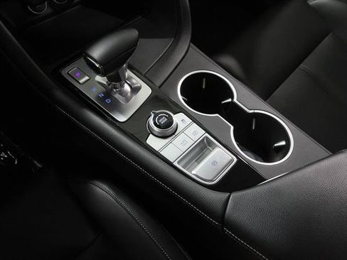 Certified 2023 Genesis G70 2.0T AWD/4WD image 15