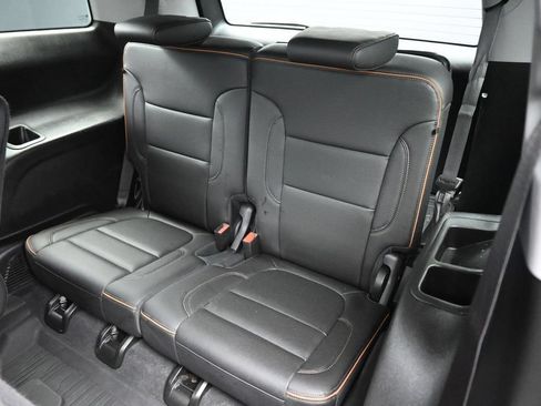 Used 2023 GMC Acadia AT4 w/ Technology Package AWD/4WD image 20