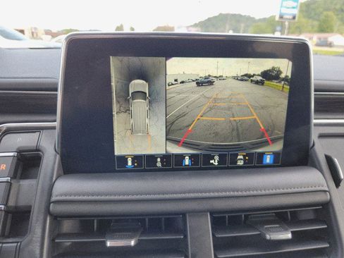 Used 2022 Chevrolet Tahoe LT w/ Luxury Package image 46