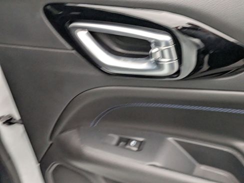 New 2026 Jeep Compass Latitude image 27