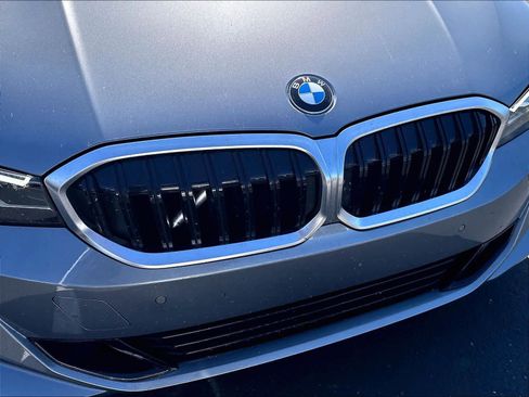 Used 2024 BMW 330i Sedan w/ Convenience Package RWD image 31